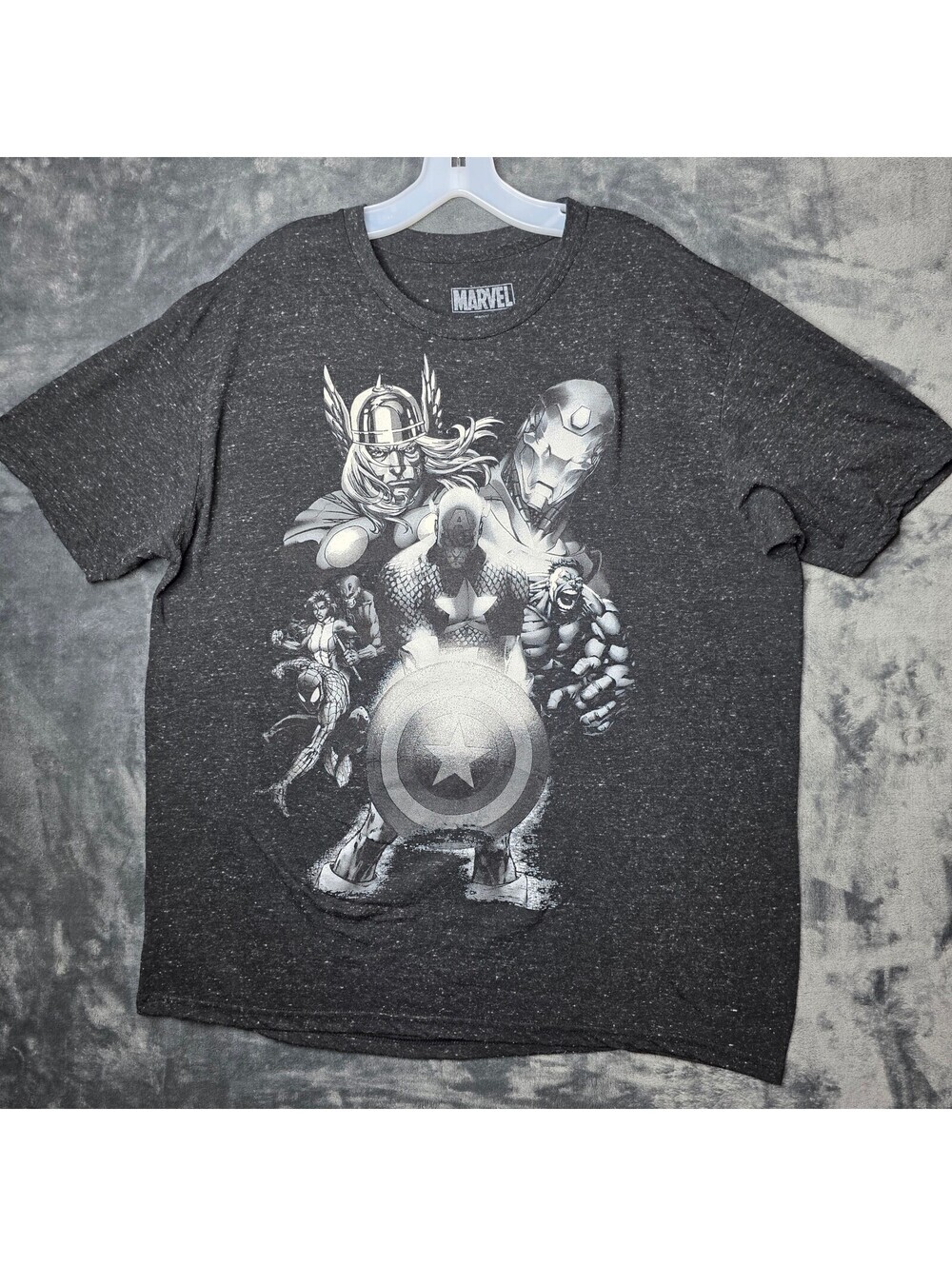 Marvel Modern Retro Heroes graphic t-shirt Men's Sz XL